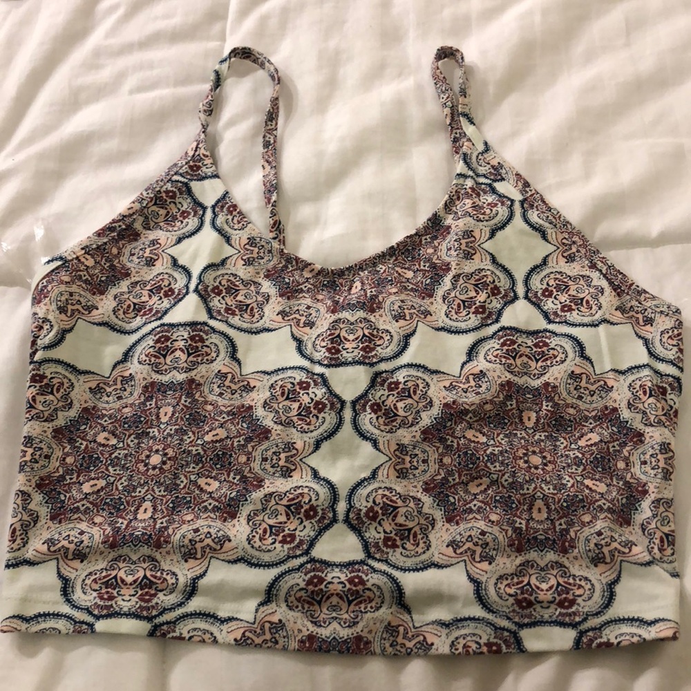 Crop top